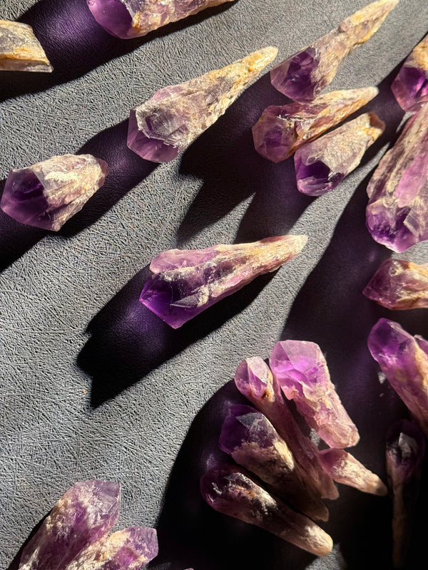 Amethyst Points Dragon Tooth shape ( large size)