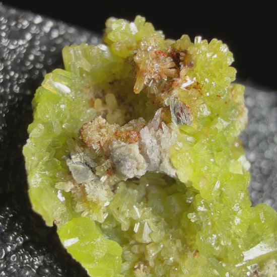 PYROMORPHITE--C5AD7C - Video #1